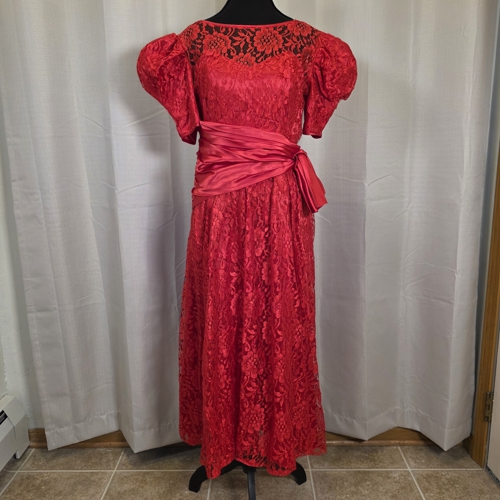 Vintage 80s Red Lace Puff Sleeve Dress w Satin Bow
